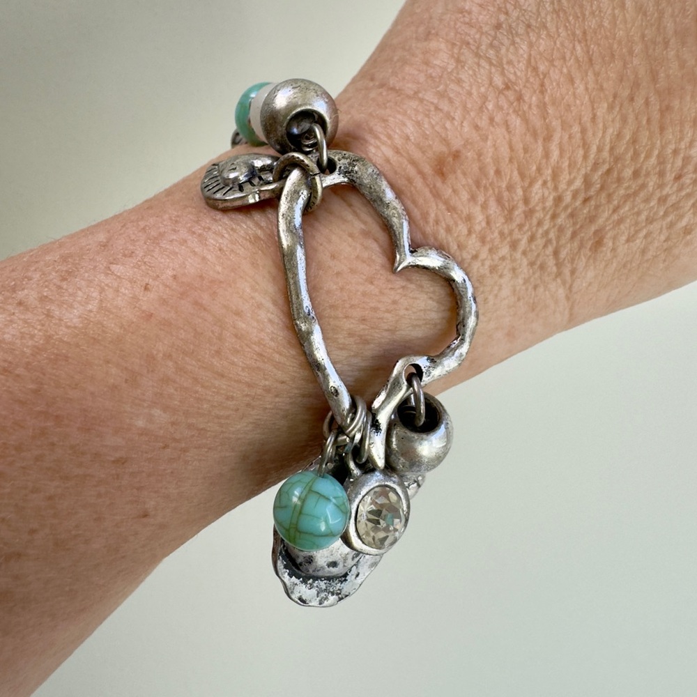 Silver tone Heart Charm Bracelet